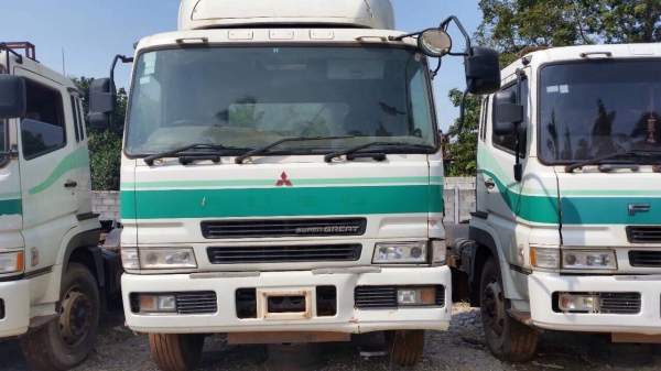 ขายรถสิบล้อหัวลาก MITSUBISHI เครื่อง 380 แรง รถห้างแท้ ขายรถสิบล้อหัวลาก MITSUBISHI เครื่อง 380 แรง รถห้างแท้