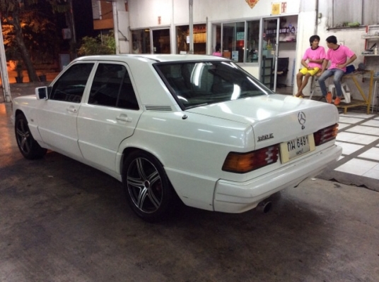 ขายรถเบนส์ 190E ปี94 เครื่องนิสสัน SR20 2.0 หัวฉีด เกียร์ออโต้ ติดแก๊ส LPG เพาเวอร์ ไฟฟ้า เบาะสวยเดิมๆ ลายไม้เดิมๆ วิทยุCD ตัวถังเดิม สีเต็ม แม็ก17" ยางใหม่ๆ รถขับดี พร้อมใช้เลยครับ ภาษีปี58 ขับกลับได้เลย