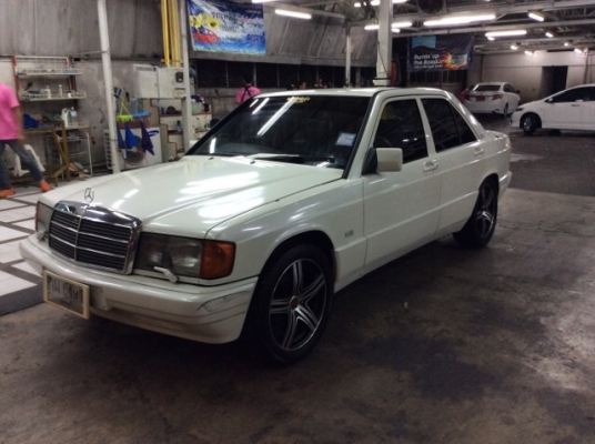 ขายรถเบนส์ 190E ปี94 เครื่องนิสสัน SR20 2.0 หัวฉีด เกียร์ออโต้ ติดแก๊ส LPG เพาเวอร์ ไฟฟ้า เบาะสวยเดิมๆ ลายไม้เดิมๆ วิทยุCD ตัวถังเดิม สีเต็ม แม็ก17" ยางใหม่ๆ รถขับดี พร้อมใช้เลยครับ ภาษีปี58 ขับกลับได้เลย