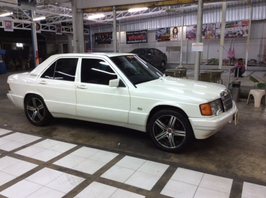 ขายรถเบนส์ 190E ปี94 เครื่องนิสสัน SR20 2.0 หัวฉีด เกียร์ออโต้ ติดแก๊ส LPG เพาเวอร์ ไฟฟ้า เบาะสวยเดิมๆ ลายไม้เดิมๆ วิทยุCD ตัวถังเดิม สีเต็ม แม็ก17" ยางใหม่ๆ รถขับดี พร้อมใช้เลยครับ ภาษีปี58 ขับกลับได้เลย
