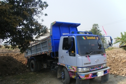 6ล้อดัมพ์ HINOFC 4J ปี40สวยๆ 145HP 730,000 บาท คุณเจมส์ จากอ.หลังสวน จ.ชุมพร มัดจำแล้ว10,000ครับ