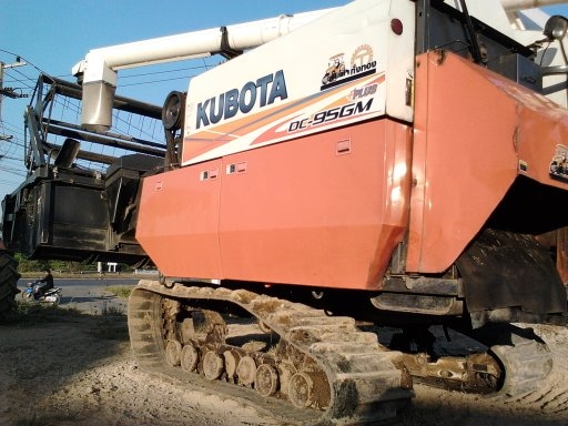 ขายรถเกี่ยวคูโบต้า 95 พลัด รุ่นปรับปรุงล่าสุด