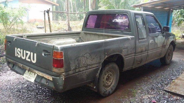 ขายอีซูซุTFRปี90เครื่องดีมากไม่มีใอคันซีสวยไม่ผุสีไม่ค่อยสวยรถไม่เคยชนเดิมบางทั้งคันขี่ดี ขายอีซูซุTFRปี90เครื่องดีมากไม่มีใอคันซีสวยไม่ผุสีไม่ค่อยสวยรถไม่เคยชนเดิมบางทั้งคันขี่ดี