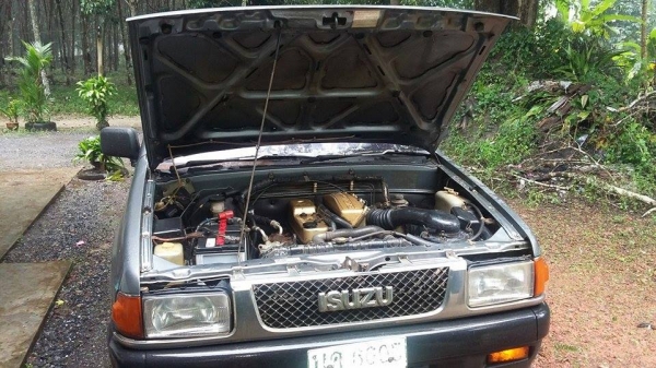 ขายอีซูซุTFRปี90เครื่องดีมากไม่มีใอคันซีสวยไม่ผุสีไม่ค่อยสวยรถไม่เคยชนเดิมบางทั้งคันขี่ดี ขายอีซูซุTFRปี90เครื่องดีมากไม่มีใอคันซีสวยไม่ผุสีไม่ค่อยสวยรถไม่เคยชนเดิมบางทั้งคันขี่ดี