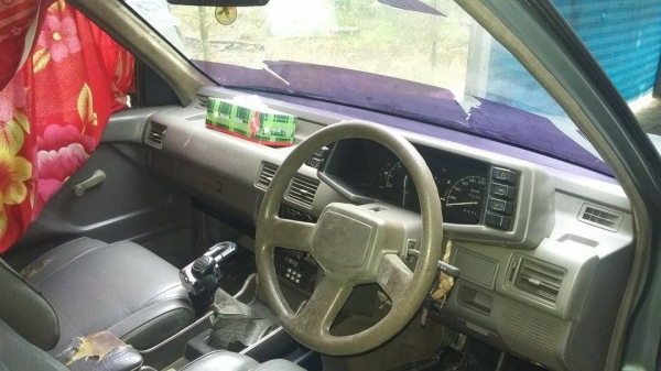 ขายอีซูซุTFRปี90เครื่องดีมากไม่มีใอคันซีสวยไม่ผุสีไม่ค่อยสวยรถไม่เคยชนเดิมบางทั้งคันขี่ดี ขายอีซูซุTFRปี90เครื่องดีมากไม่มีใอคันซีสวยไม่ผุสีไม่ค่อยสวยรถไม่เคยชนเดิมบางทั้งคันขี่ดี