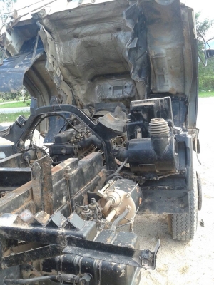 รถอีซูซุ 6 ล้อดั้ม FTR  165 แรงม้า. ปี 34  สนใจติดต่อ 081 - 6079515