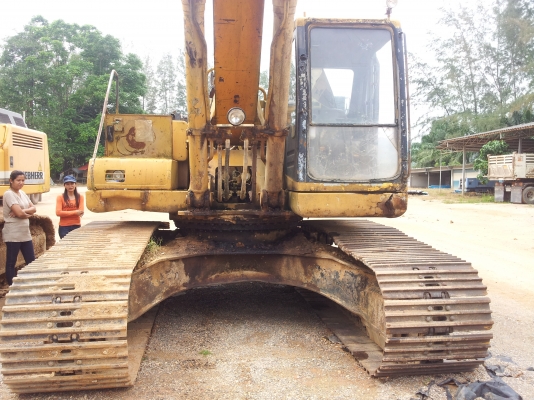 KOMATSU PC300-6รถทำงานปกติไฟฟ้าแอร์ดีเอกสารพร้อมลดกันสุดๆไปเลย