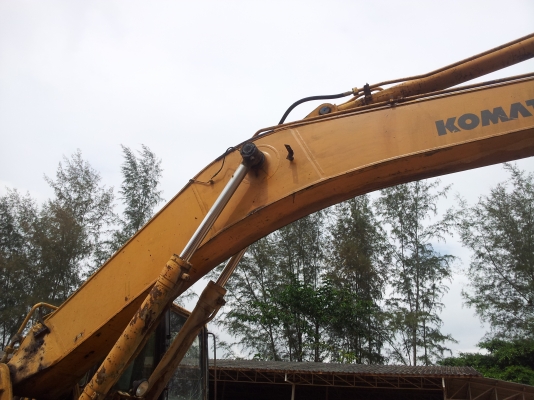 KOMATSU PC300-6รถทำงานปกติไฟฟ้าแอร์ดีเอกสารพร้อมลดกันสุดๆไปเลย