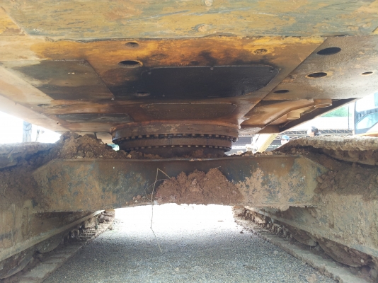 KOMATSU PC300-6รถทำงานปกติไฟฟ้าแอร์ดีเอกสารพร้อมลดกันสุดๆไปเลย