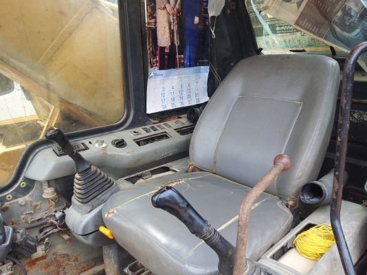 KOMATSU PC300-6รถทำงานปกติไฟฟ้าแอร์ดีเอกสารพร้อมลดกันสุดๆไปเลย