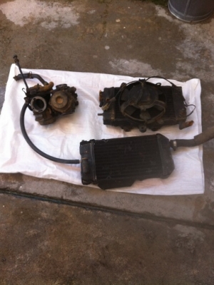 อะไหล่ africa twin 750 RD 04 ทั้งคัน และ เครื่อง bros 650 เล่มทะเบียน 750 ชุดโอนครบ ต่อภาษีได้ปรกติ