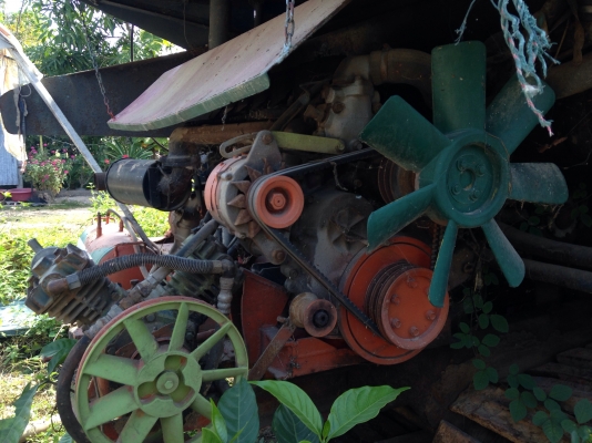 ขายรถเกี่ยว อุ้ม เครื่อง HO7C