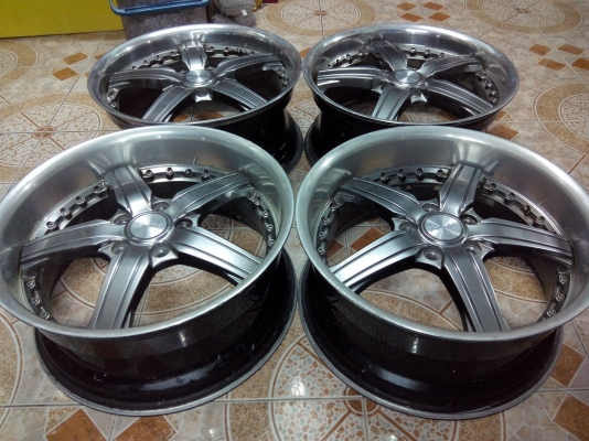 ขายแม็กขอบ18 5รู114.3et45กว้า8