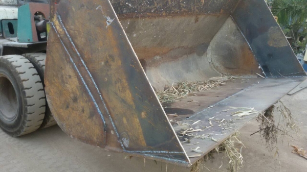 ขายรถตักWA100 ต่อแขนขยายบุ้งกี๋ ราคา1,000,000บาท ติดต่อปิ่น 081-917-6906