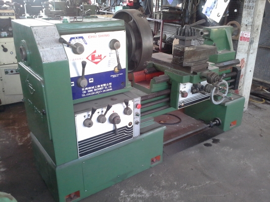 เครื่องกลึง 6 ฟุต CHU SHING เกียร์บล็อค 3 เพลา พร้อมเบรค สะพานเกลียว 2 รุ่นหนัก รุ่นหัวโต คอแท่นลึก รูเพลา 3 นิ้ว สภาพเครื่องสวยสมบูรณ์ เสียงเงียบแน่นทุกเกียร์ พร้อมใช้งาน เครื่องกลึง 6 ฟุต CHU SHING เกียร์บล็อค 3 เพลา พร้อมเบรค สะพานเกลียว 2 รุ่นหนัก รุ่นหัวโต คอแท่นลึก รูเพลา 3 นิ้ว สภาพเครื่องสวยสมบูรณ์ เสียงเงียบแน่นทุกเกียร์ พร้อมใช้งาน