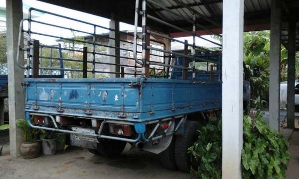 **384,000 บ.ต่อรอง**ขาย6ล้อ115 ยอดนิยม ISUZU NPR59LU5M 4BD1-115 แก้มเหลือง เกียร์สั้น ห้างแท้ ปี35 เครื่องเดิมเกียร์เดิม 115แรงฝาดำ แน่นดี แรงดี เกียร์ดีเข้าง่ายไม่หลุด ช่วงล่างFหลัง คานหน้าเดิม6น็อต คัสซีดี เดิม ไม่ปะไม่ดาม กระบะพื้นไม้คอกเหล็กแป้บยาว4.3