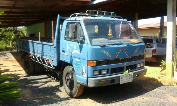 **384,000 บ.ต่อรอง**ขาย6ล้อ115 ยอดนิยม ISUZU NPR59LU5M 4BD1-115 แก้มเหลือง เกียร์สั้น ห้างแท้ ปี35 เครื่องเดิมเกียร์เดิม 115แรงฝาดำ แน่นดี แรงดี เกียร์ดีเข้าง่ายไม่หลุด ช่วงล่างFหลัง คานหน้าเดิม6น็อต คัสซีดี เดิม ไม่ปะไม่ดาม กระบะพื้นไม้คอกเหล็กแป้บยาว4.3