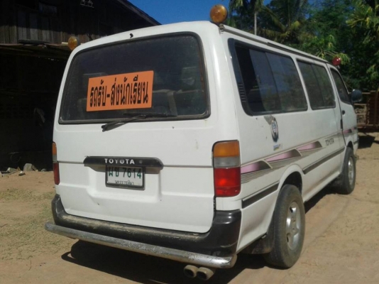 ขายรถตู้สภาพพร้อมใช้งาน TOYOTAหัวจรวจปี39 สภาพพร้อมใช้งาน เครื่องดีแชชซีเดิม ภายในสวย แอร์เย็น