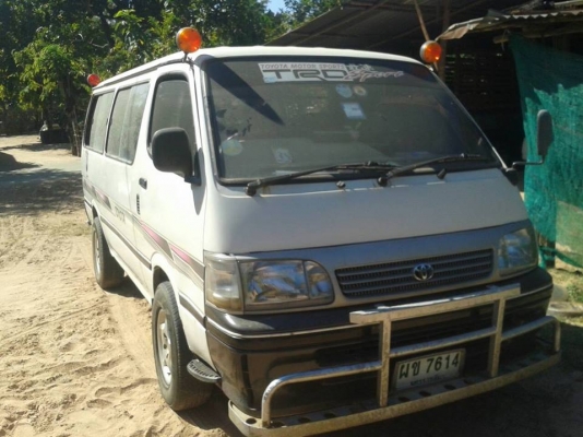 ขายรถตู้สภาพพร้อมใช้งาน TOYOTAหัวจรวจปี39 สภาพพร้อมใช้งาน เครื่องดีแชชซีเดิม ภายในสวย แอร์เย็น