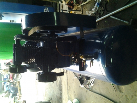 ปั๊มลม puma 10 hp ถัง 260 พร้อมใช้งาน ประกัน 3 เดือน 0988693990