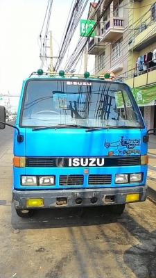 NKR รถห้างเครื่อง88แรงม้า