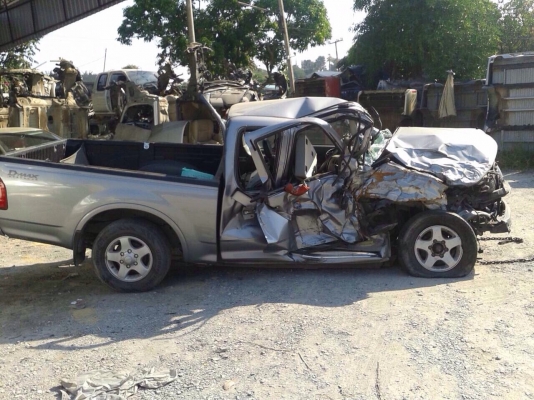 ดีเเมกเเคป เครื่อง2500 เทอร์โบ ปี04 โอนลอยบุคคล เเยกขายอะไหลชิ้นส่วนหัวเก๋ง-กระบะ ดีเเมกเเคป เครื่อง2500 เทอร์โบ ปี04 โอนลอยบุคคล เเยกขายอะไหลชิ้นส่วนหัวเก๋ง-กระบะ