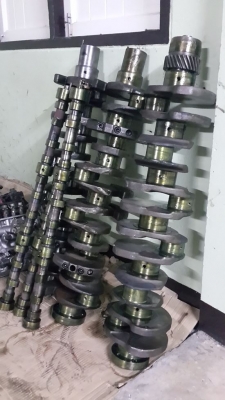 ข้อเหวี่ยง  DAEWOO  DE 08 TIS &middot;