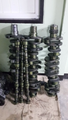 ข้อเหวี่ยง  DAEWOO  DE 08 TIS &middot;