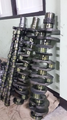 ข้อเหวี่ยง  DAEWOO  DE 08 TIS &middot;