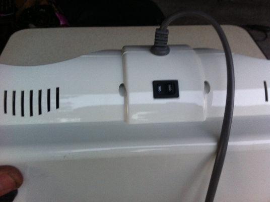 เครื่องนวดแขนนวดเท้าแบบนวดบีดช่วยให้ผ่อนคลายกลัามเนื้อได้ดี