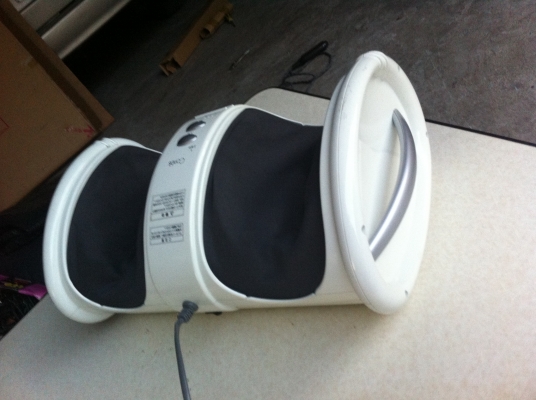 เครื่องนวดแขนนวดเท้าแบบนวดบีดช่วยให้ผ่อนคลายกลัามเนื้อได้ดี