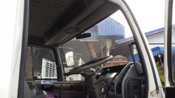 ขายรถ 6 ล้อใหญ่ HINO สิงไฮเทคFF3H195แรงม้า สภาพสวยเดิม มีตู้ให้เลือก มีตู้. 10 บานอยู่ครับ แนนจัด520000 เครื่องดี คัชชีสวย เดิม กระจกไฟฟ้า แอร์เย็น ยาว7.20เมตร รถห้างแท้ พร้อมใช้งานเลยครับ ม ขายรถ 6 ล้อใหญ่ HINO สิงไฮเทคFF3H195แรงม้า สภาพสวยเดิม มีตู้ให้เลือก มีตู้. 10 บานอยู่ครับ แนนจัด520000 เครื่องดี คัชชีสวย เดิม กระจกไฟฟ้า แอร์เย็น ยาว7.20เมตร รถห้างแท้ พร้อมใช้งานเลยครับ ม