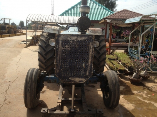 ขายรถไถ่ฟอร์ด