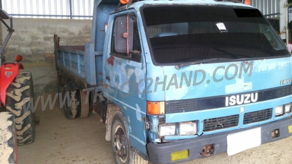 รถบรรทุก 6 ล้อดัมพ์   ISUZU Npr 115 แรงม้า เครื่อง  4BE1...ให้มาดูสภาพรถก่อนพร้อมทดลองขับ และสามารถต่อลองราคาได้อีกครับ