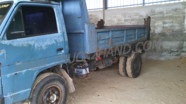 รถบรรทุก 6 ล้อดัมพ์   ISUZU Npr 115 แรงม้า เครื่อง  4BE1...ให้มาดูสภาพรถก่อนพร้อมทดลองขับ และสามารถต่อลองราคาได้อีกครับ