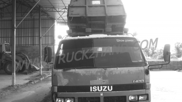 รถบรรทุก 6 ล้อดัมพ์   ISUZU Npr 115 แรงม้า เครื่อง  4BE1...ให้มาดูสภาพรถก่อนพร้อมทดลองขับ และสามารถต่อลองราคาได้อีกครับ