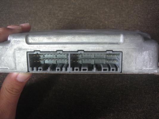 ขายกล่อง ECU D15B