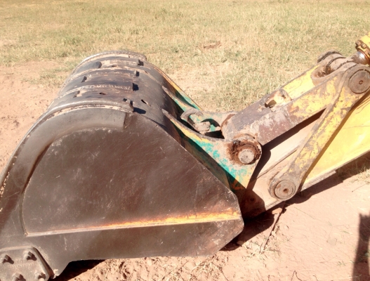 KOBELCO MARK III SK100 Yutani บอดี้สวย เครื่องเดิมปั๊มเดิมทำงานเร็วไม่มีโหลด ภายในเก๋งสะอาด แอร์เย็น หน้าจอครบ ช่วงล่างเอวแน่น โรลเลอร์โซ่บูทใบแทรกประมาณ 70\% พร้อมทำงานได้เลย เอกสารใบอินวอย ราคาต่อรองได้ครับ KOBELCO MARK III SK100 Yutani บอดี้สวย เครื่องเดิมปั๊มเดิมทำงานเร็วไม่มีโหลด ภายในเก๋งสะอาด แอร์เย็น หน้าจอครบ ช่วงล่างเอวแน่น โรลเลอร์โซ่บูทใบแทรกประมาณ 70\% พร้อมทำงานได้เลย เอกสารใบอินวอย ราคาต่อรองได้ครับ