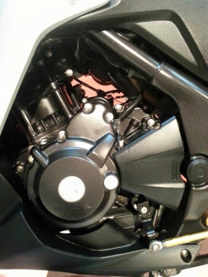 T&amp;T BIKE RAMA2 ขอขายด่วนเพียง 57500 ฿HONDA CBR250 ปี2010 ABS วิ่ง18000 โล ทะเบียน ตอง999 คู่มือครบ