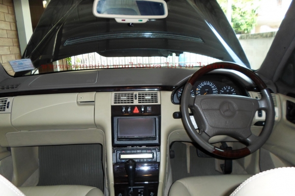 MERCEDES-BENZ E-CLASS E230 W210 (นิวอาย)
