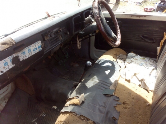 ขายรถคลาสสิกค์ TOYOTA RN25 ปี 2520 ขายรถคลาสสิกค์ TOYOTA RN25 ปี 2520