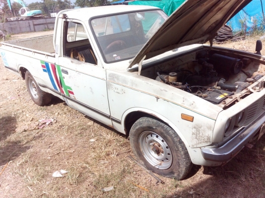 ขายรถคลาสสิกค์ TOYOTA RN25 ปี 2520