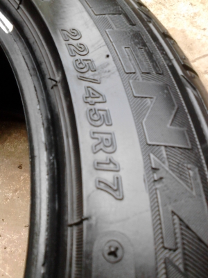 225/45R17 BRIDGESTONE TURANZA RE050A II  TEL.081-427-3941