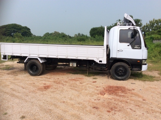 HINO FC4J 140HP ปี2001 ยาว 5.5 เมตร ขาย 590,000 บาท