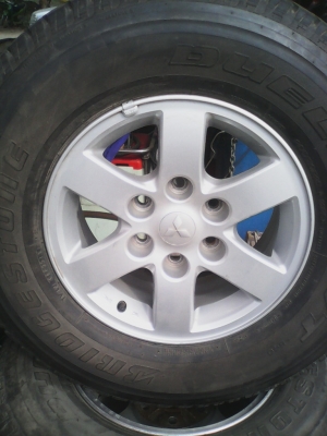 แม๊ก 6 รู 16X7J MITSUBISHI ปาเจโร่ และ NAVARA ยางBRIDGESTONE 265/70R16 ชุด 4 ล้อ TEL.081-427-3941 แม๊ก 6 รู 16X7J MITSUBISHI ปาเจโร่ และ NAVARA ยางBRIDGESTONE 265/70R16 ชุด 4 ล้อ TEL.081-427-3941