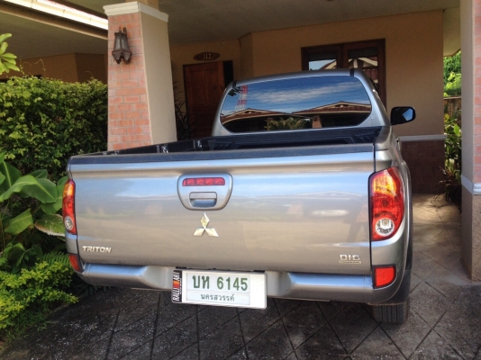 Mitsubishi Triton Mitsubishi Triton