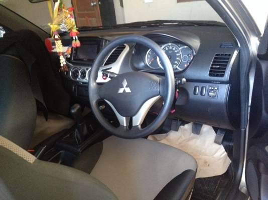 Mitsubishi Triton Mitsubishi Triton