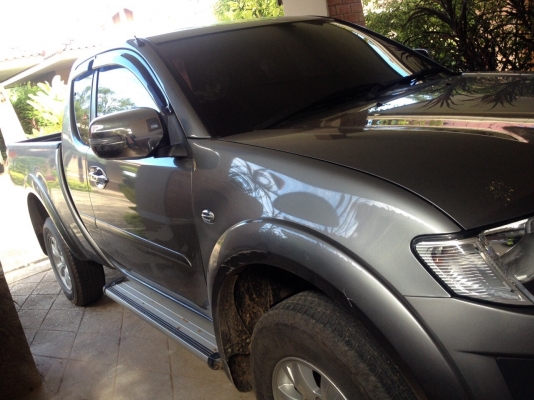 Mitsubishi Triton Mitsubishi Triton