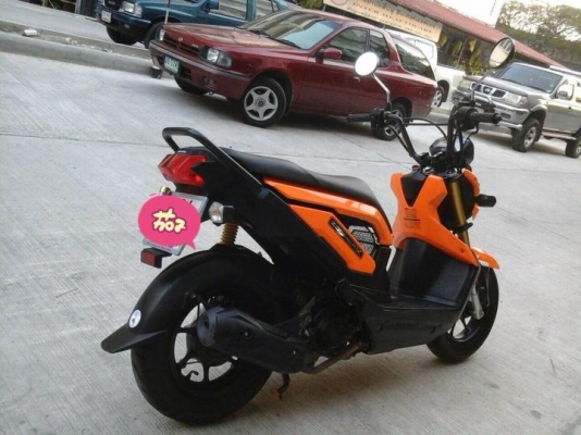 ขาย  Honda Zoomer-x สี ส้ม ปี 2014 (รถ4เดือน) 38,000 บาท