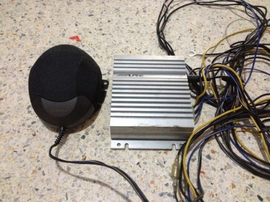 ลำโพงเซนเตอร์ ALPINE พร้อมเเอมALPINEมาครบชุดของเก่าญี่ปุ่นสภาพดี